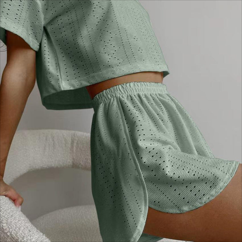 2Pcs Casual Hollow Suit with Short-Sleeved Crop Top and Elastic Slit Shorts Summer Fashion Sport Clothing for Women