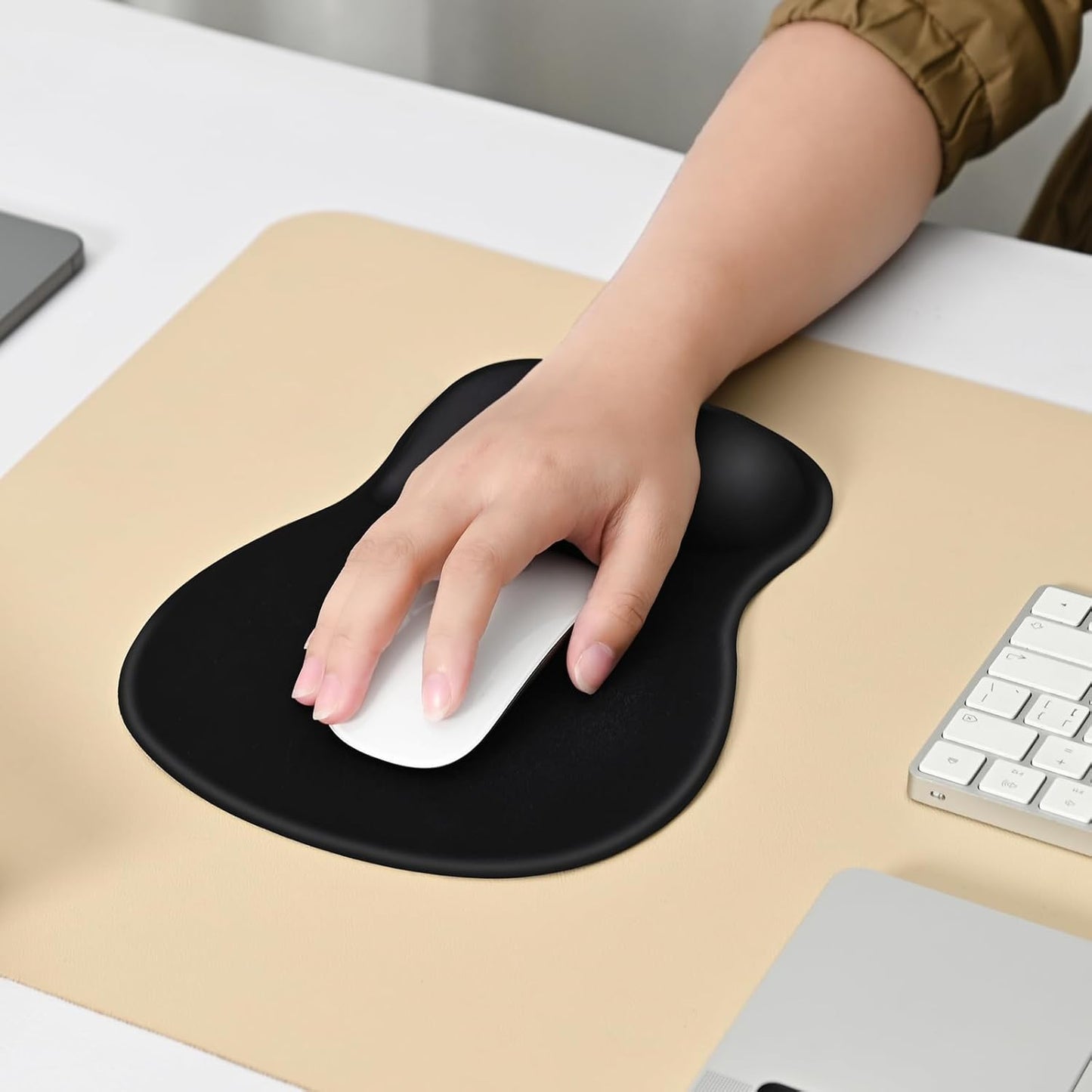 Ergonomic Mouse Pad with Gel Wrist Rest Support, Middle Concave Design for Natural Wrist Alignment, Non-Slip Base Mousepad for Laptop, Computer, Office Desk Accessories, Carpal Tunnel Syndrome